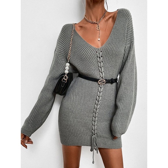 Dresses & Skirts - 🐑 GREY BRAIDED KNIT V NECK SWEATER DRESS!